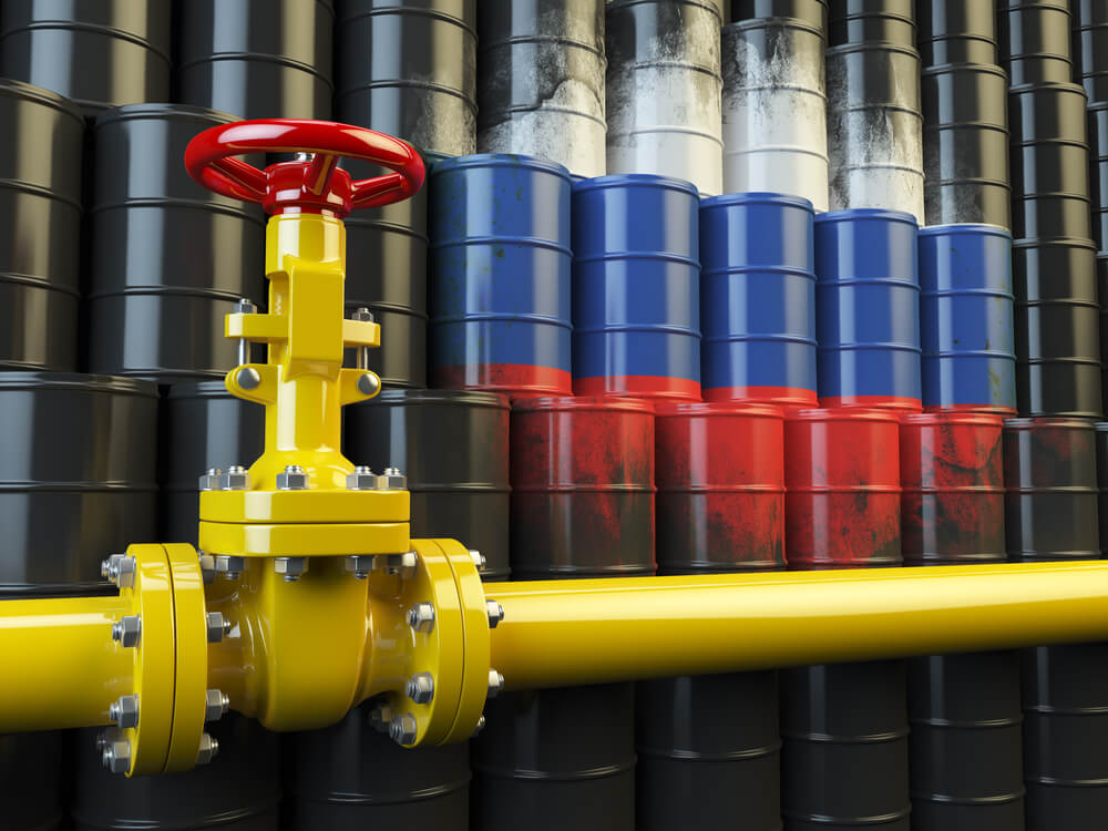 oil barrels and oil pipe