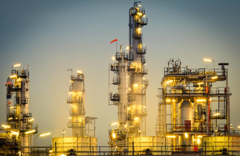 Oil Strengthens, Stocks Weakens After Saudi Supply Shock