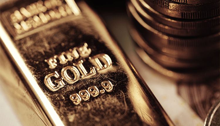 Gold Trades Lightly Lower, Awaiting Trade Talk Cues - MyForexNews