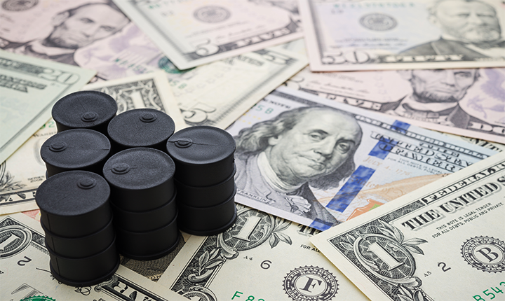 Oil Prices Declines as U.S. Inventories Boosted - MyForexNews