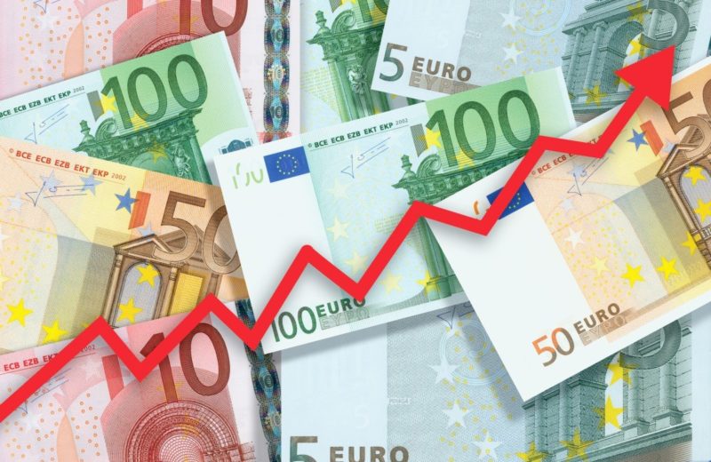 The Euro has the Fourth Month of Gains; Dollar has Losses