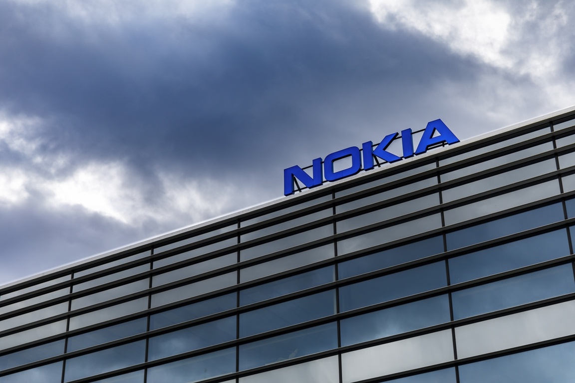 Experts advise grabbing Nokia now. What about WPX Energy?