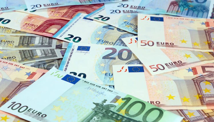 EUR/USD Investing: Euro Weakens on Disappointing Data