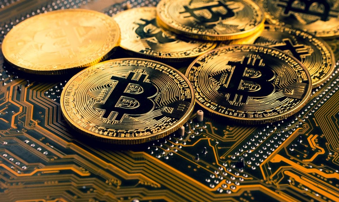 Bitcoin Rebounded after Earlier Fall, Most Crypto Declined