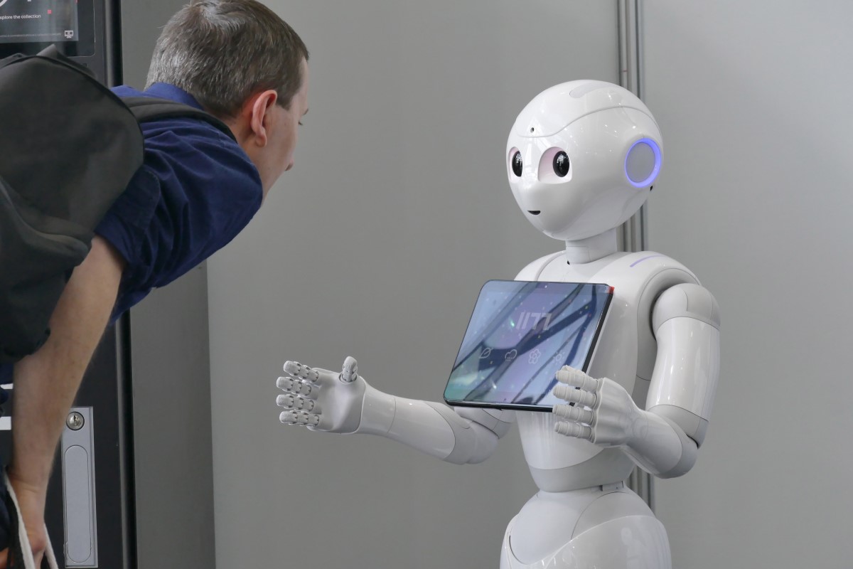 South Korea uses robots to teach