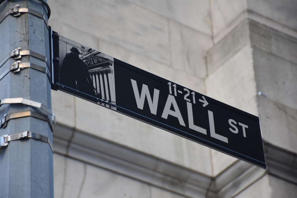 Wall Street Tumbled, NASDAQ Composite Sharply Fell 1.21%