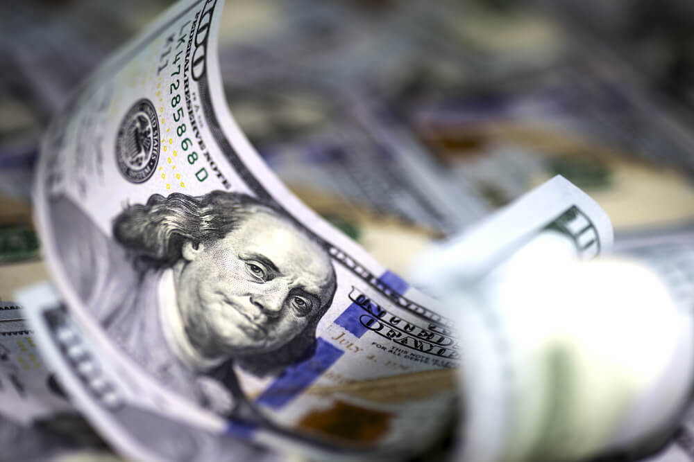 All Eyes Refocus on the Dollar as Infections Rise