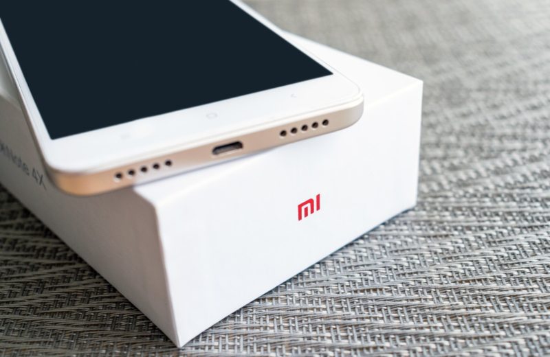 Xiaomi takes Apple’s example, not Including charger in box