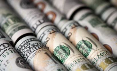 Inflation Fears Sinks the Dollar. Will The Crash Continue?