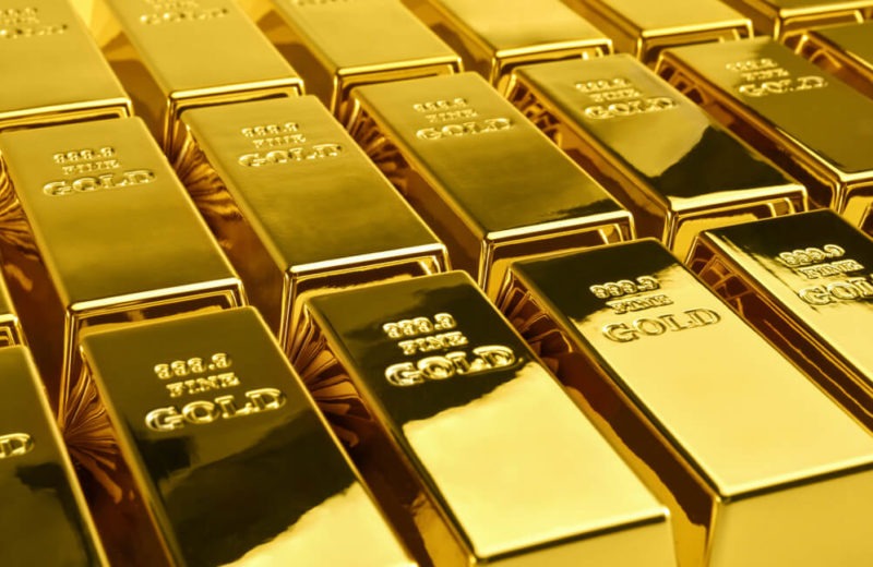 Gold Falls Below Psychological Support Level of $1,800
