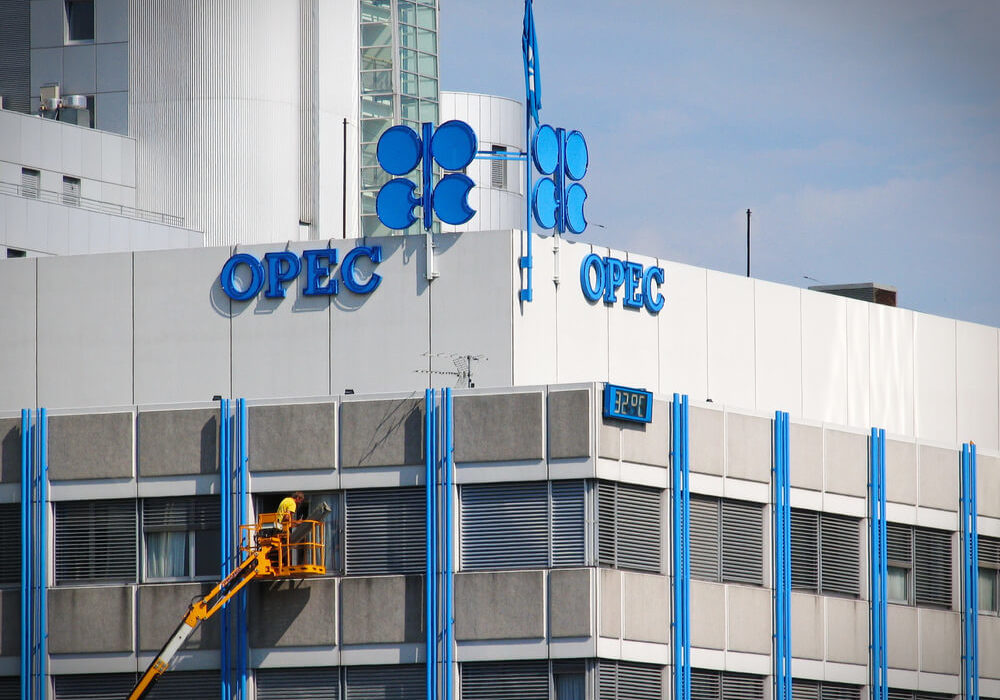 OPEC to Keep Production Cuts in Place