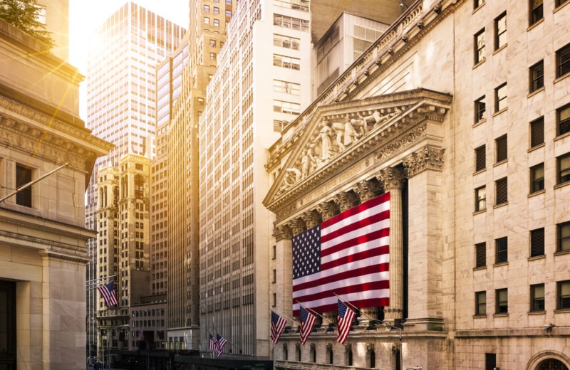 US Futures Slightly Climbed amid DJIA Index’s 260 Point Loss