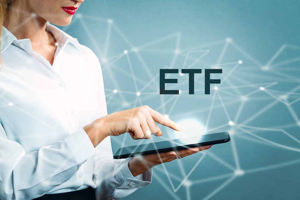 Exchange-traded funds (ETFs) – advantages and disadvantages 