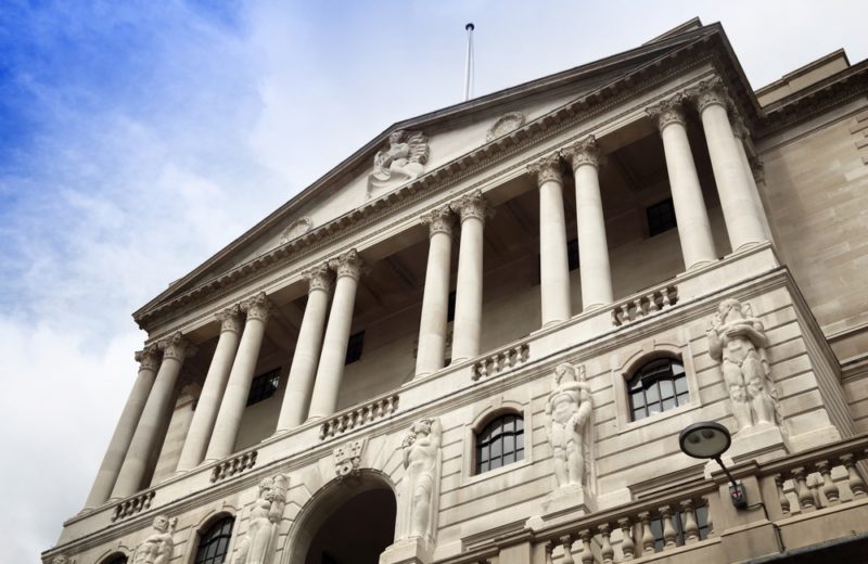 Bank of England Urges Lenders to Provide More Credit
