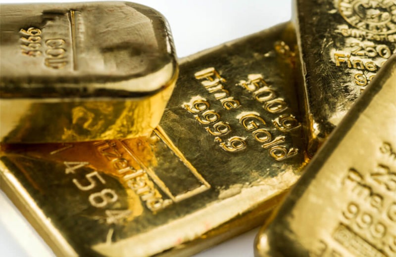 Gold Breaches $1,900 Again as Inflation Fears Linger