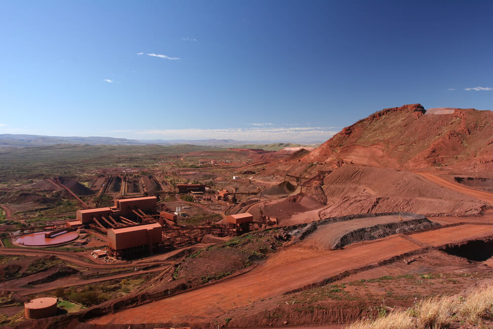 Booming Iron Ore Price Lifts Aussie Exports