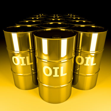 Oil Declines after Saudi Price Cuts