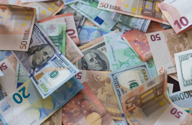The Dollar Rise Continues, the Euro Maintains Parity