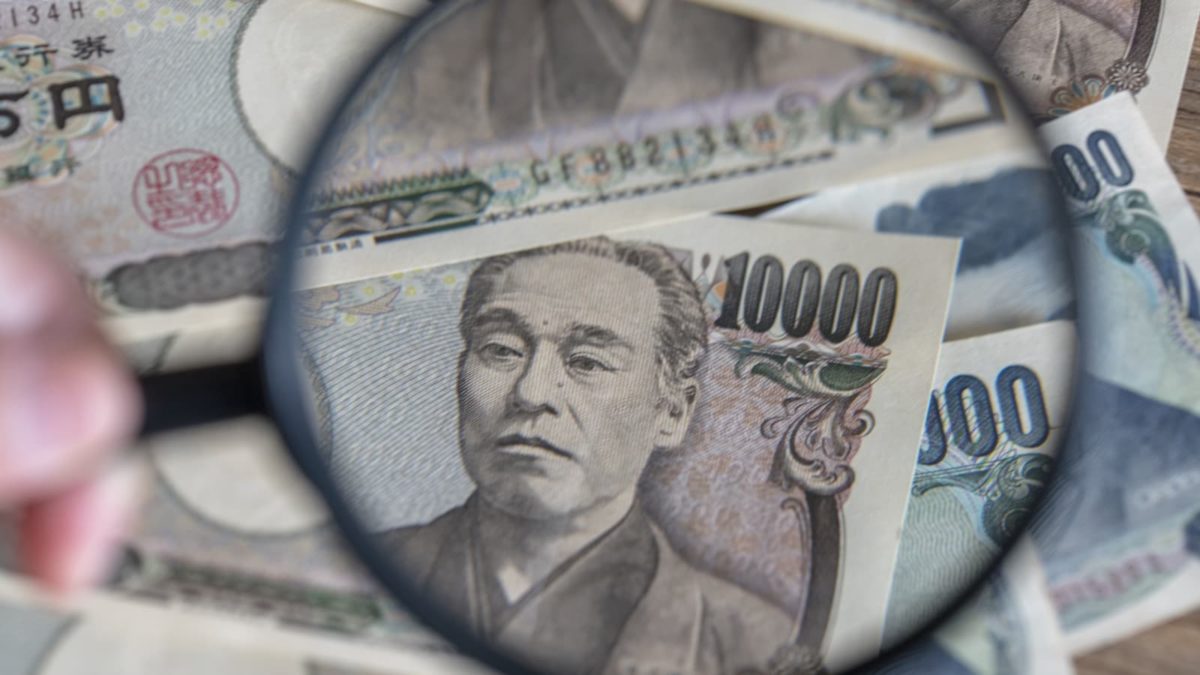 Yen Set Out For a Dramatic Turn in 2023