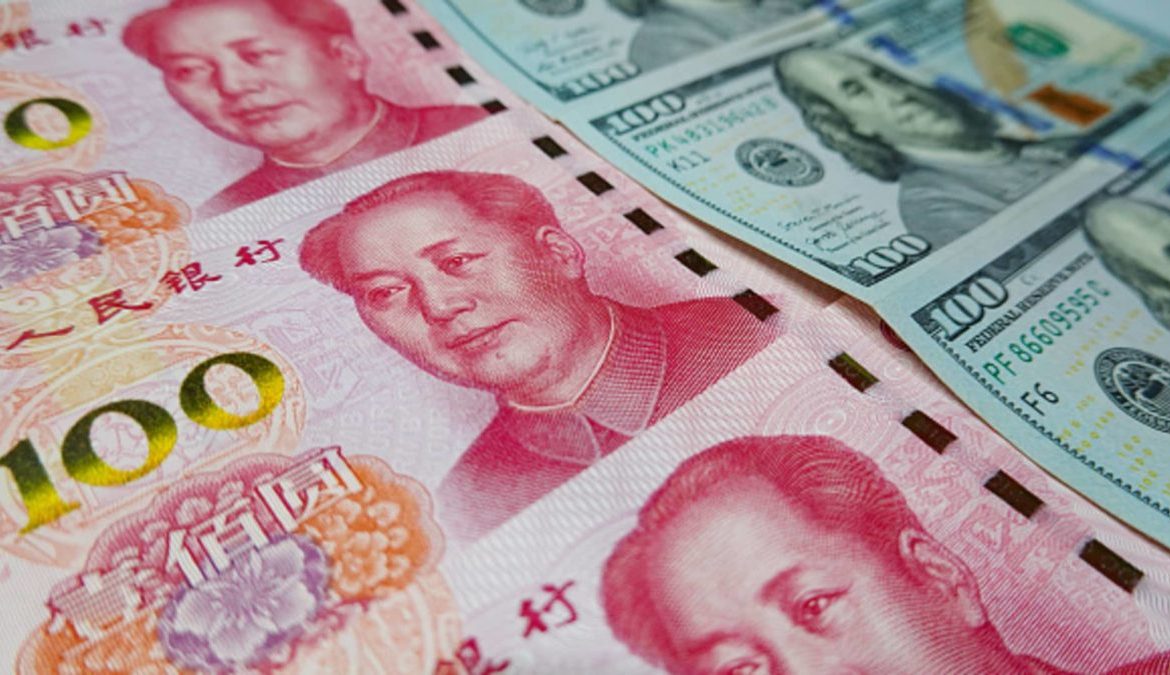 Yuan Climbs as US Dollar Debt Attracts Scrutiny