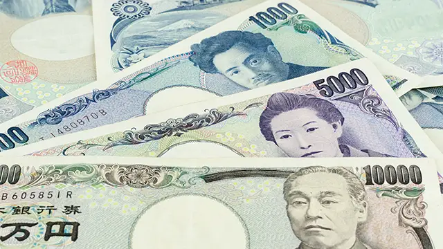 Le Yen en mouvement : Cibles à 152.00, 160.00 & 181.85