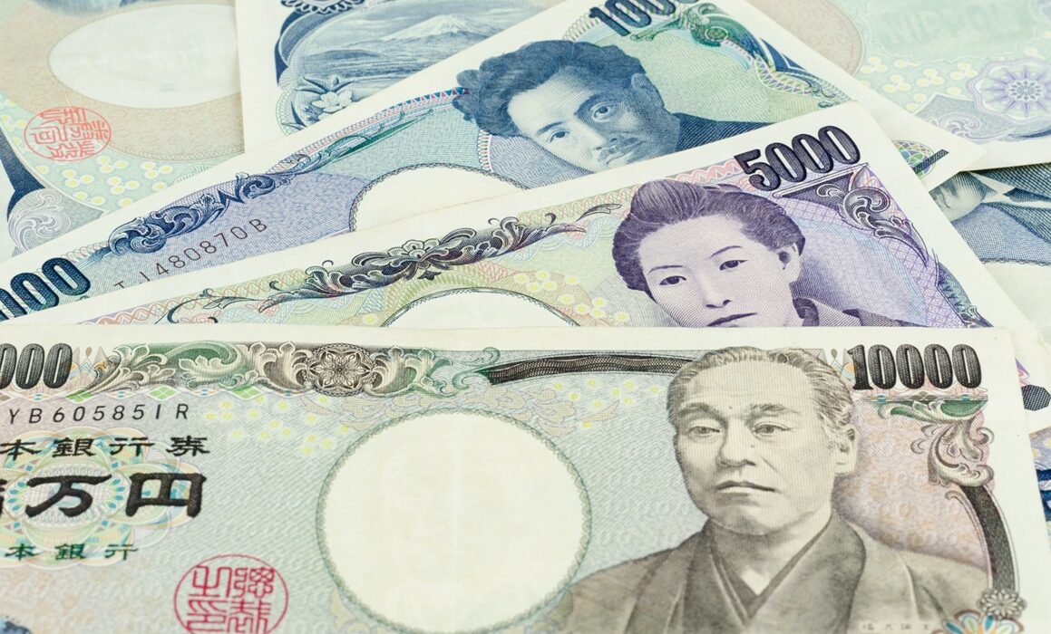 How Japanese yen slumps, and USD/JPY increases