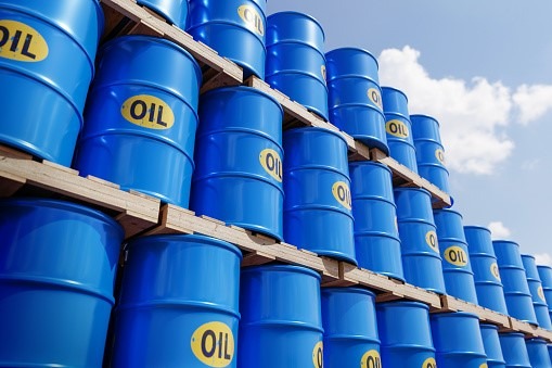 Oil price again above 85 dollars per barrel